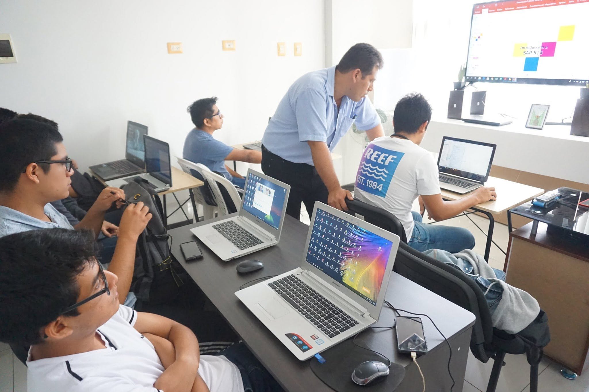 Curso de SAP PM gestionado por Jhon Corpus